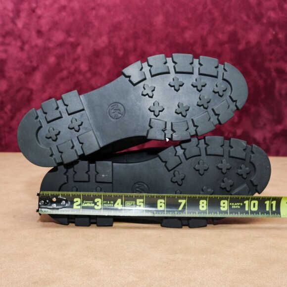 Michael Kors Women Ridley Black Leather Lug Chelsea Ankle Boots sz 9 - Picture 7 of 8